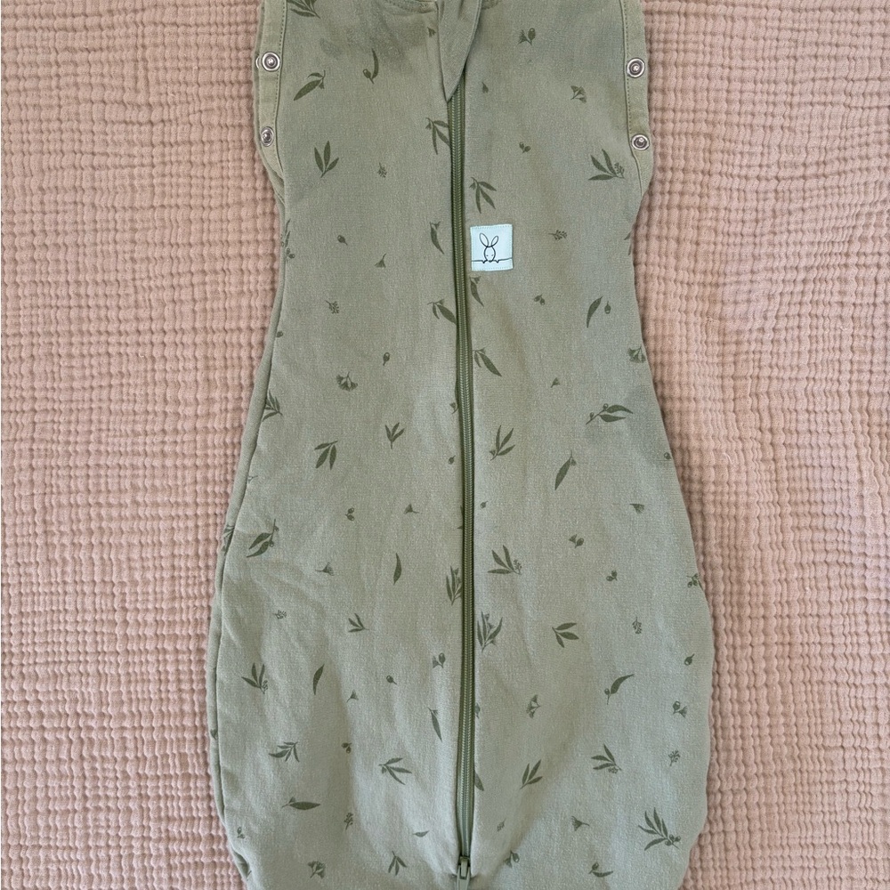 ErgoPouch Green Baby Sleep Sack. 0-3 months